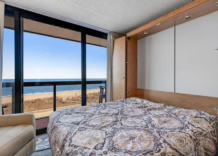 Waterfront With Balcony Ac Tennis Pools & Gym Appartement Ocean City
