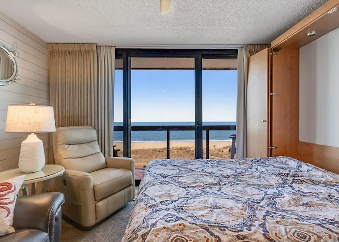 Apartment Waterfront With Balcony Ac Tennis Pools & Gym Ocean Stadt