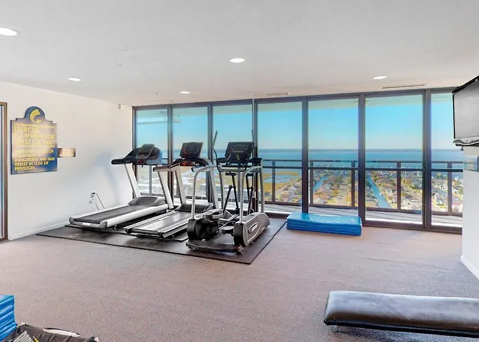 Waterfront With Balcony Ac Tennis Pools & Gym Appartement Ocean City